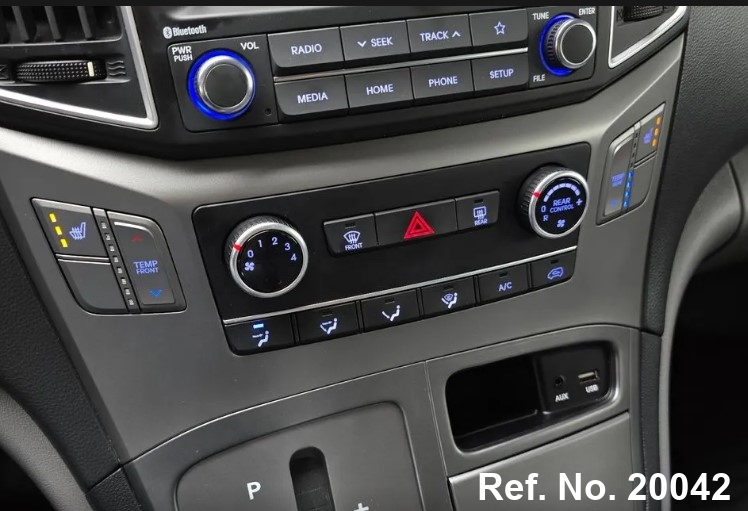  Hyundai / Grand Starex Stock No. 20042